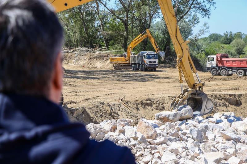 Αυτοψία του Απόστολου Τζιτζικώστα στο φράγμα Έλλης στην Ελεούσα Θεσσαλονίκης φωτο8 (29/4/2023)