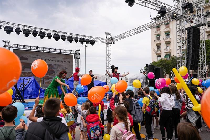 Ο Α. Τζιτζικώστας στις εκδηλώσεις για τα 94 χρόνια λαϊκών αγορών στην πλατεία Αριστοτέλους φωτο9 (29/5/2023)