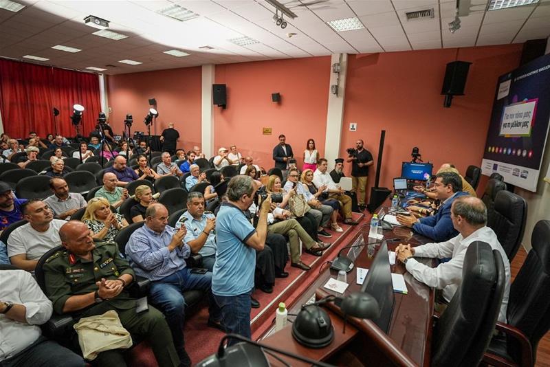 Ο Α. Τζιτζικώστας παρουσίασε στην Κατερίνη το έργο για την Κοινωνική Συνοχή και Αλληλεγγύη σε όλη την ΠΚΜ φωτο4 (19/7/2023)