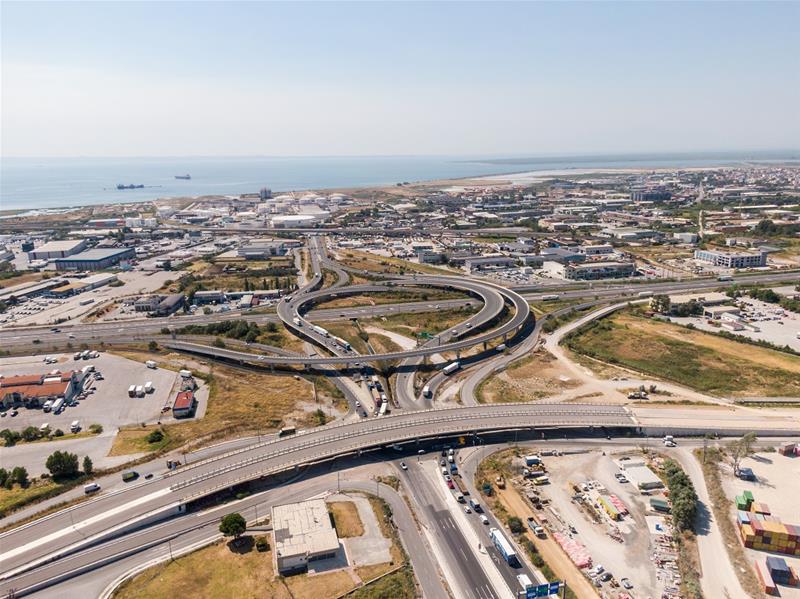 Αυτοψία του Περιφερειάρχη Κ. Μακεδονίας Απ.Τζιτζικώστα στις εργασίες της Περιφέρειας στον ανισόπεδο κόμβο Κ16 στη δυτική Θεσσαλονίκη φωτο4 (28/8/2023)