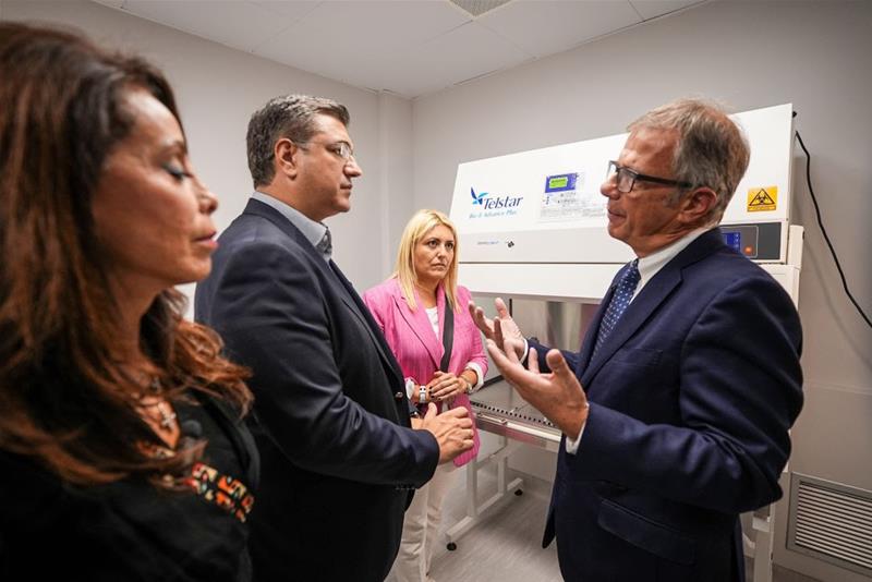 Επίσκεψη του Απόστολου Τζιτζικώστα στην Οφθαλμολογική Κλινική του νοσοκομείου ΑΧΕΠΑ φωτο2 (6/9/2023)