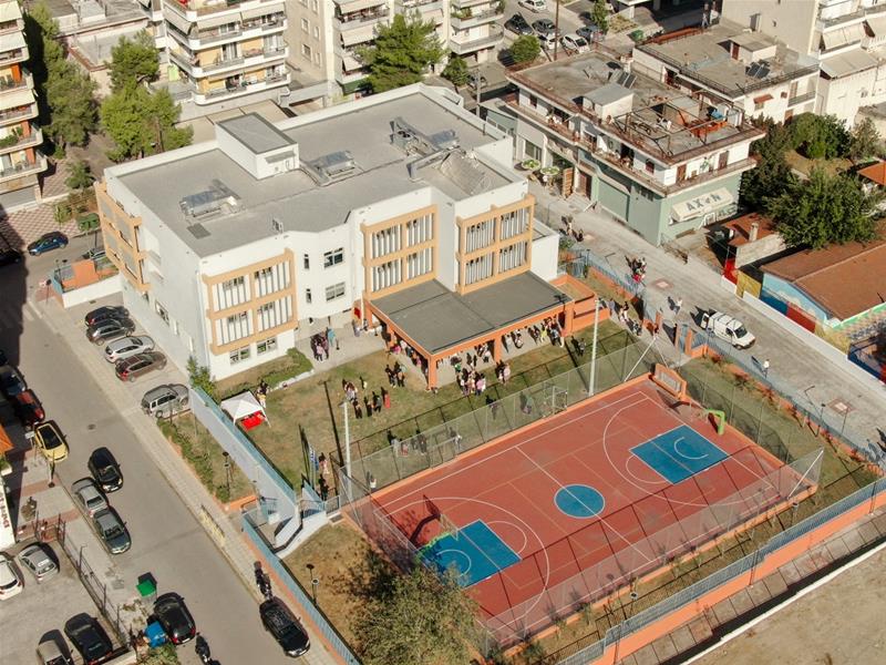 Στον αγιασμό και τα εγκαίνια του 24ου Δημοτικού Σχολείου Ευόσμου, που κατασκευάστηκε με πόρους της Περιφέρειας Κεντρικής Μακεδονίας, ο Περιφερειάρχης Απόστολος Τζιτζικώστας φώτο 11 (11/9/2023)