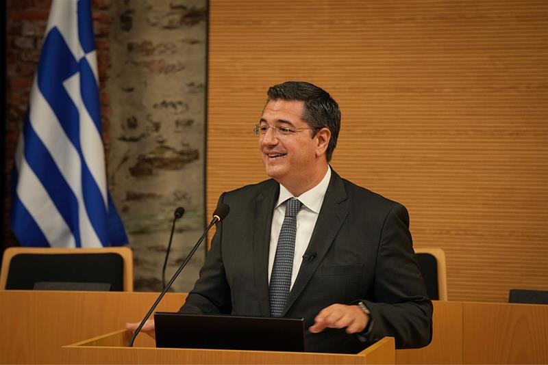 Ο Περιφερειάρχης Κεντρικής Μακεδονίας Απόστολος Τζιτζικώστας εγκαινίασε το νέο Συνεδριακό Κέντρο της Περιφέρειας στη δυτική Θεσσαλονίκη φώτο 2 (13/9/2023)