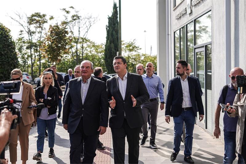 Συνάντηση του Περιφερειάρχη Κ. Μακεδονίας Α. Τζιτζικώστα με τον πρώην Πρωθυπουργό Κ. Καραμανλή φωτο6 (23/10/2023)