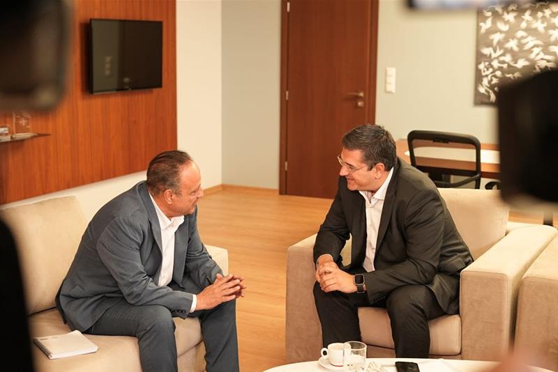 Συνάντηση του Απόστολου Τζιτζικώστα με τον Στέλιο Αγγελούδη φωτο1 (25/10/2023)