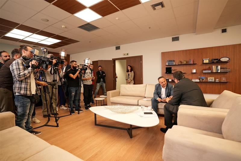 Συνάντηση του Απόστολου Τζιτζικώστα με τον Στέλιο Αγγελούδη φωτο3 (25/10/2023)