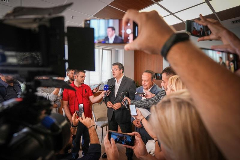 Συνάντηση του Απόστολου Τζιτζικώστα με τον Στέλιο Αγγελούδη φωτο8 (25/10/2023)