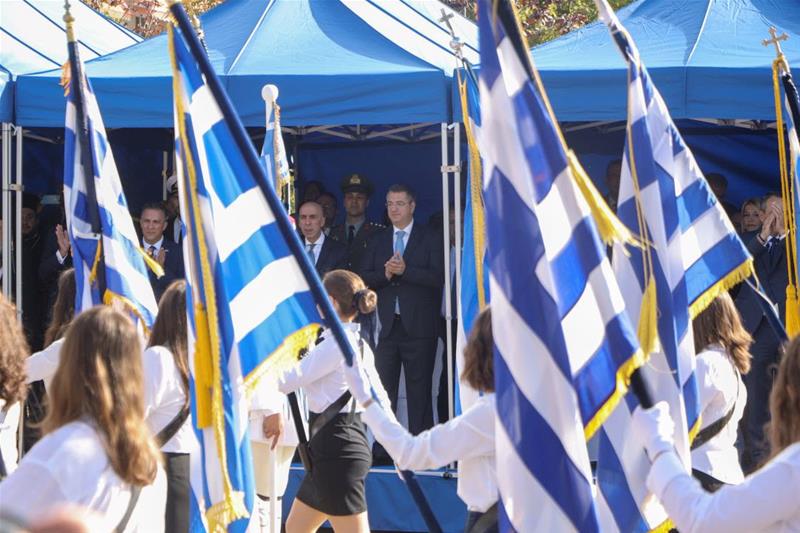 Δήλωση του Απόστολου Τζιτζικώστα μετά τη στρατιωτική παρέλαση στη Θεσσαλονίκη φωτο8 (28/10/2023)