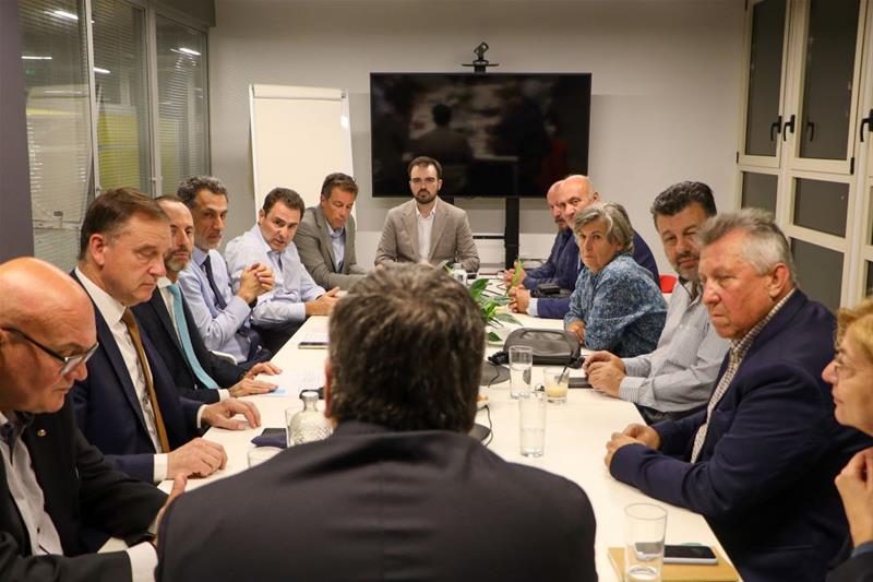 Συνάντηση με τη Διοίκηση του Υπερταμείου για τον οδικό άξονα Ευζώνων – Χαλάστρας φωτο3 (16/11/2023)