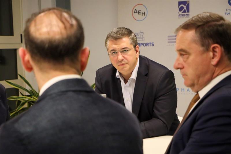 Συνάντηση με τη Διοίκηση του Υπερταμείου για τον οδικό άξονα Ευζώνων – Χαλάστρας φωτο4 (16/11/2023)