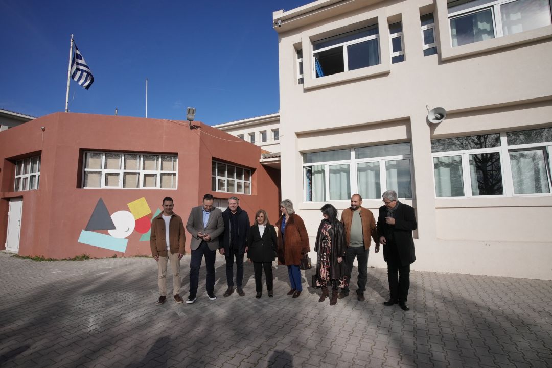 Η Περιφερειάρχης Κεντρικής Μακεδονίας στο ενεργειακά αναβαθμισμένο Δημοτικό Σχολείο Ορμύλια στην Π.Ε. Χαλκιδικής